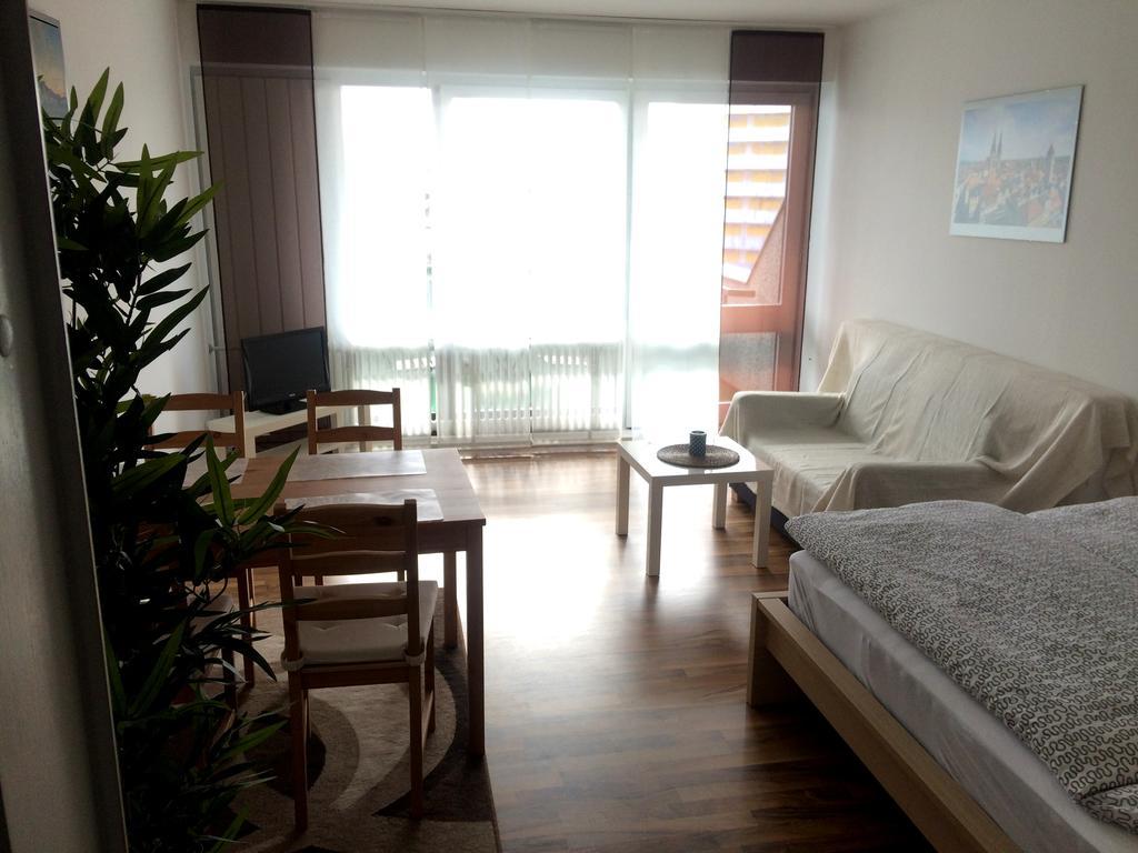 Apartment Westside Ratisbona Quarto foto